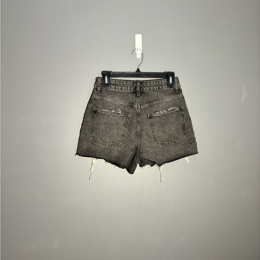 Zara High Waisted Distressed Dark Wash Cut Off Shorts Size 4 - Picture 2 of 3